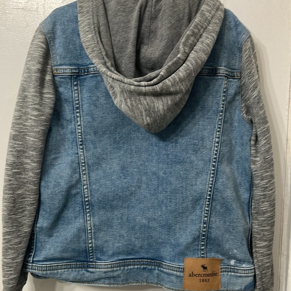 Abercrombie boys denim jacket - Picture 4 of 6